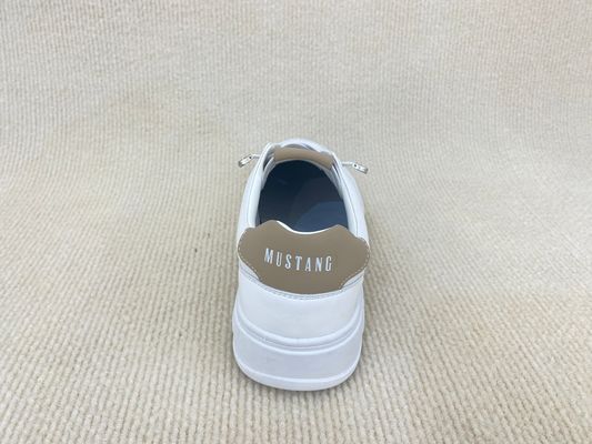 Women comfort flat heel sport shoes with breathable mesh and lace up