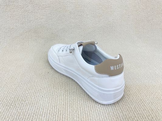 Women comfort flat heel sport shoes with breathable mesh and lace up