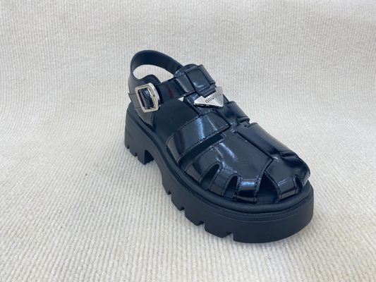 qualité TPR Sandals plates-formes argentées pour femmes avec semelle épaisse et tête couverte usine